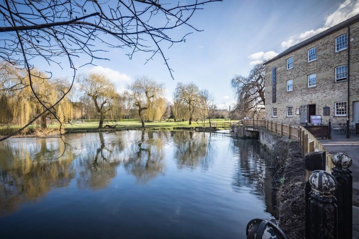 Luxurious City Centre With Balcony Apartamento Cambridge