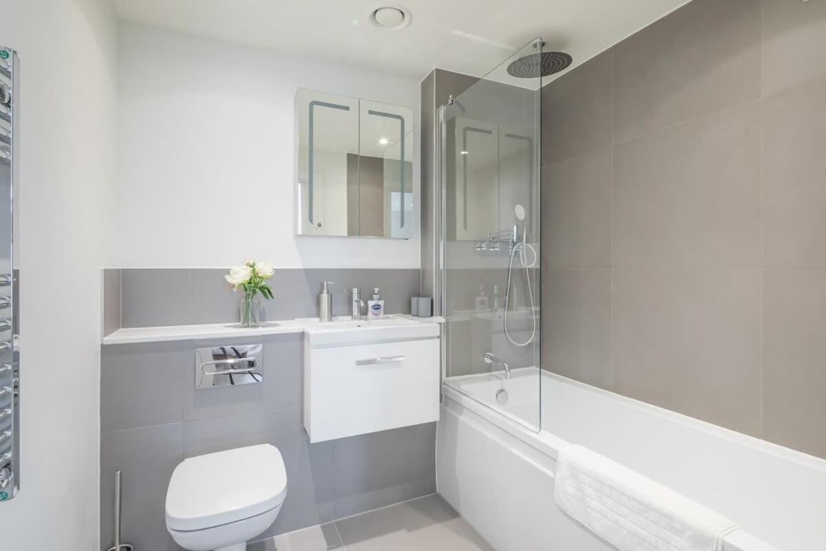 Apartamento Luxurious City Centre With Balcony