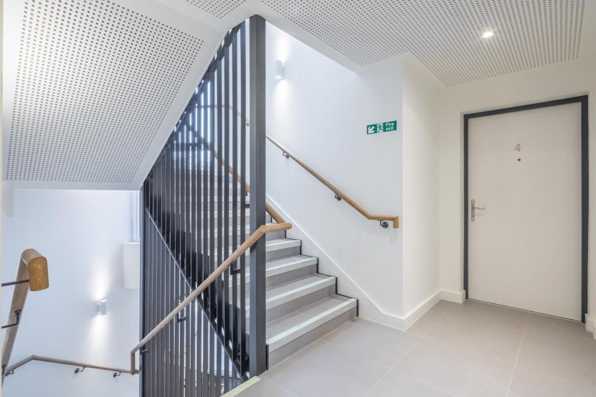 Luxurious City Centre With Balcony Apartamento
